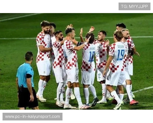 克罗地亚中卫双响展示世界级实力